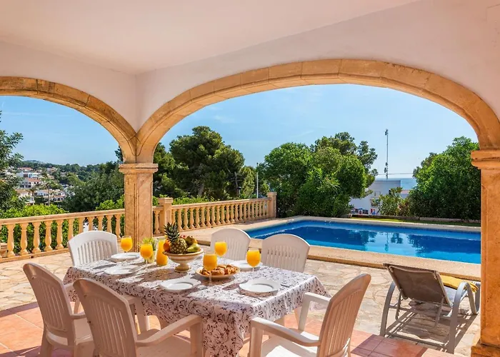 Diego - Plusholidays * ベニッサ