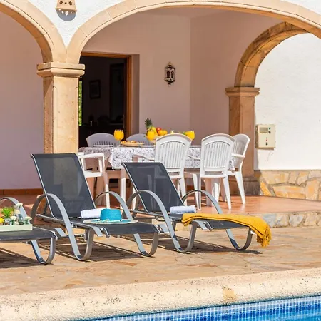 Diego - Plusholidays Villa