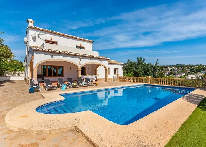 Diego - Plusholidays Villa