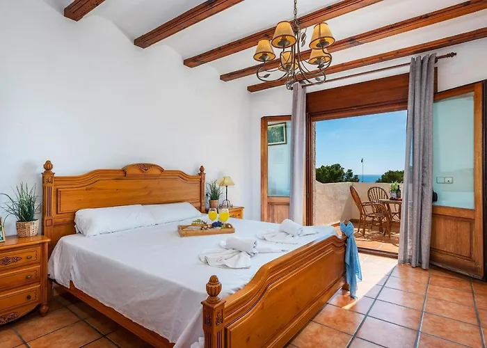 Diego - Plusholidays